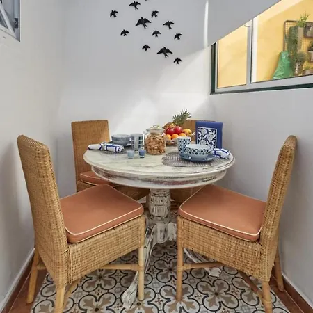 Lx Factory - Outside Terrace By Lisbeyond * リスボン