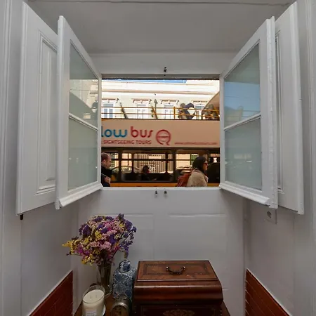 Lx Factory - Outside Terrace By Lisbeyond דירה ליסבון