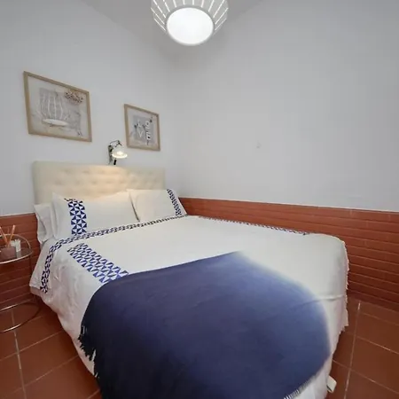 Lx Factory Apartment! Outside Terrace Lisbon